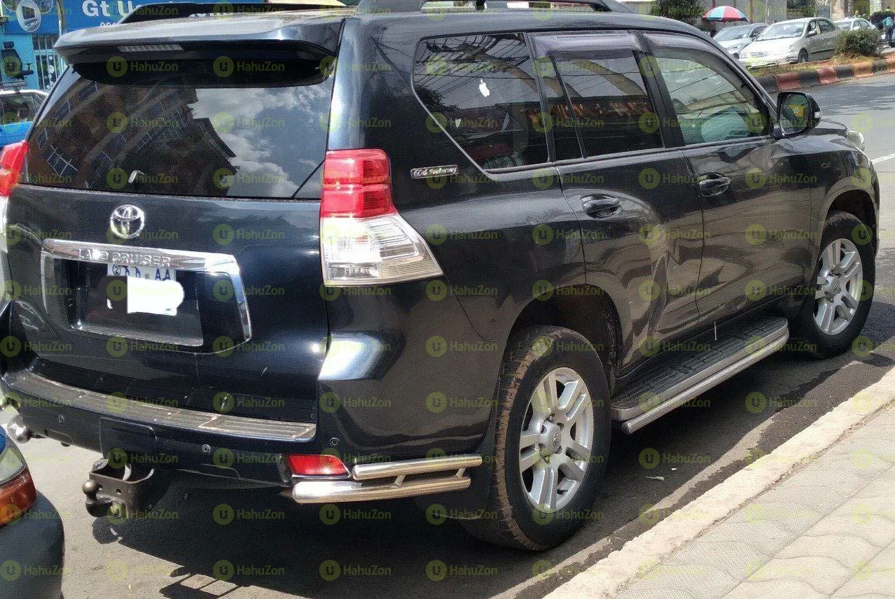 2011 Model-Toyota Landcruiser Prado