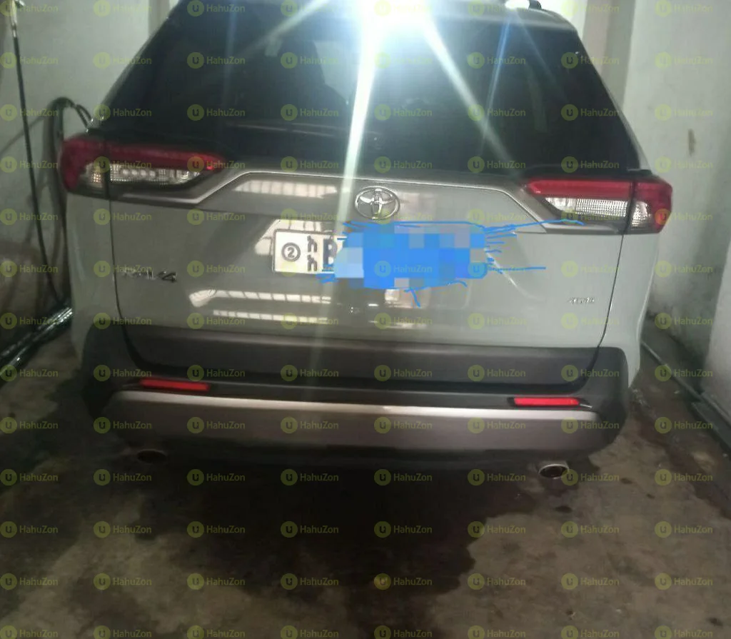 2020 Model-Toyota Rav4