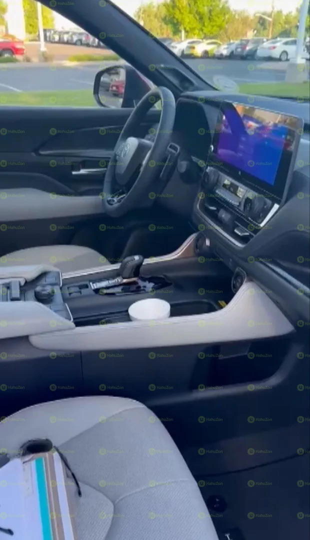 2024 Model-Toyota Grand Highlander Platinum Hybrid  Max