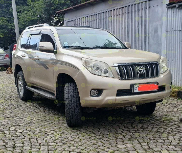2011 Model-Toyota Land Cruiser Prado