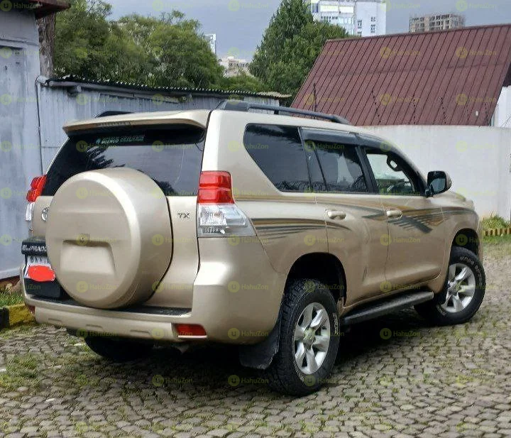 2011 Model-Toyota Land Cruiser Prado