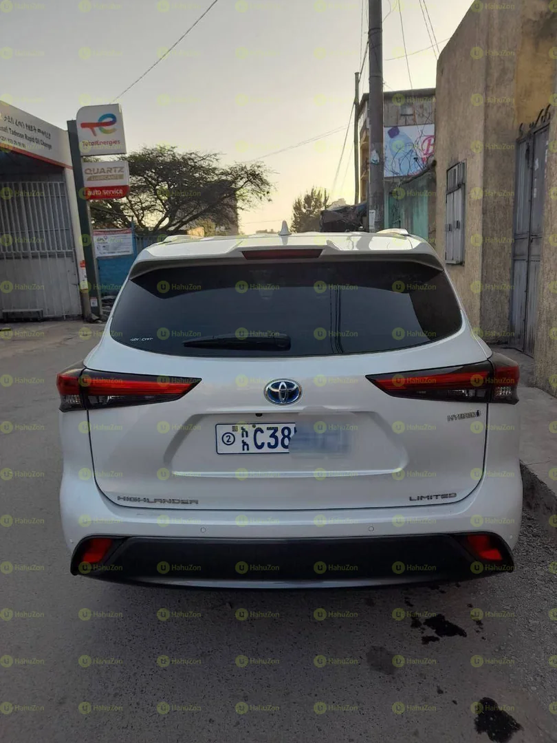 2023 Model-Toyota Highlander