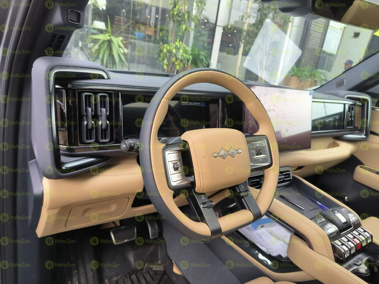 2025 Model-BYD Leopard 5 Plug-in Hybrid