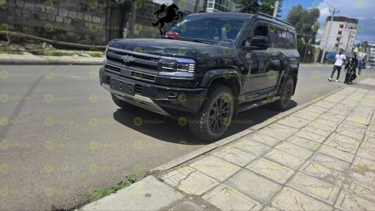 2025 Model-BYD Leopard 5 Plug-in Hybrid