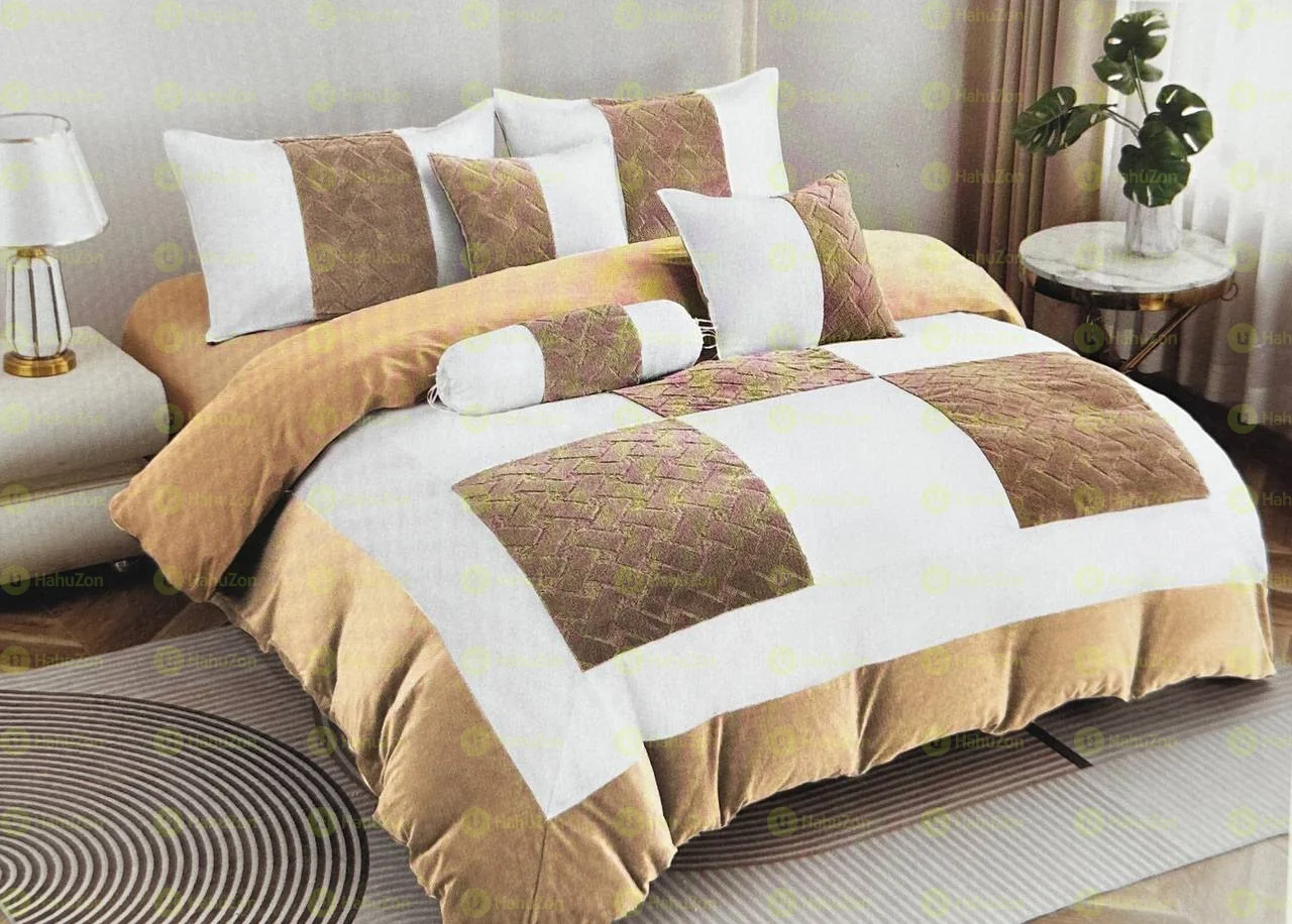 Seven  Pcs Comforter set