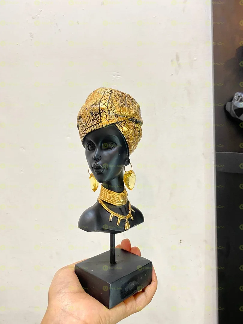 Africa Women Status Home Table Top