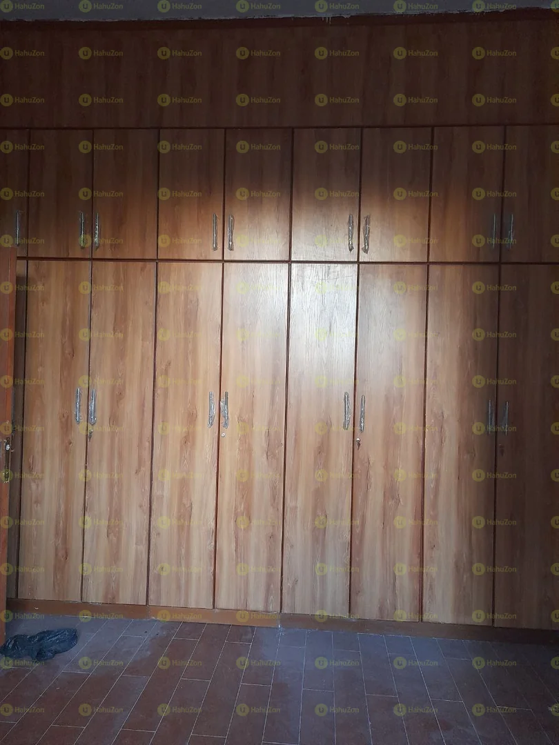 200 ካሬ የሚሸጥ ቪላ ቤት በሰሚት