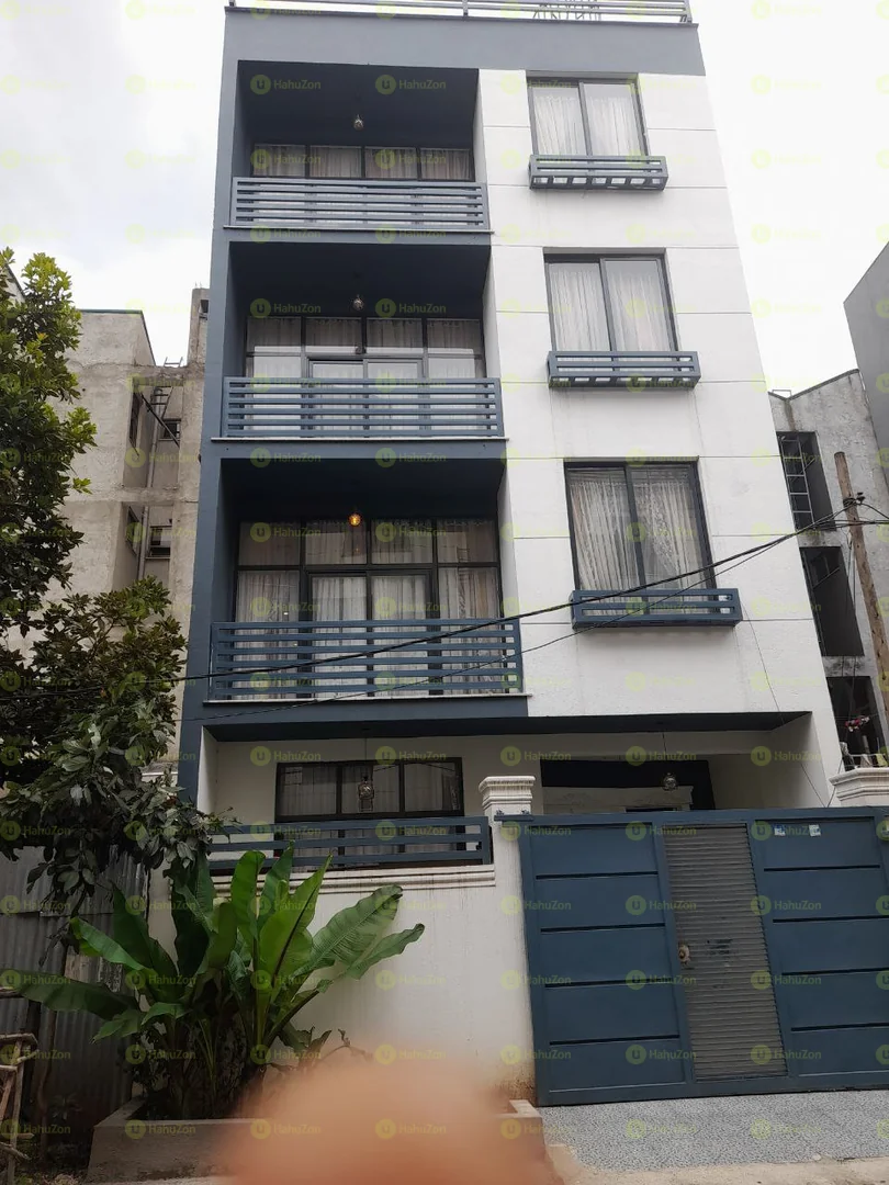 75 ካሬ የሚሸጥ G+4 ቤት በሰሚት