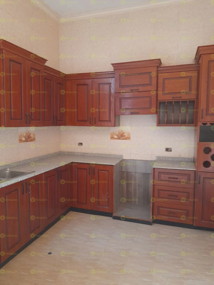 187 ካሬ የሚሸጥ ቪላ ቤት በሰሚት