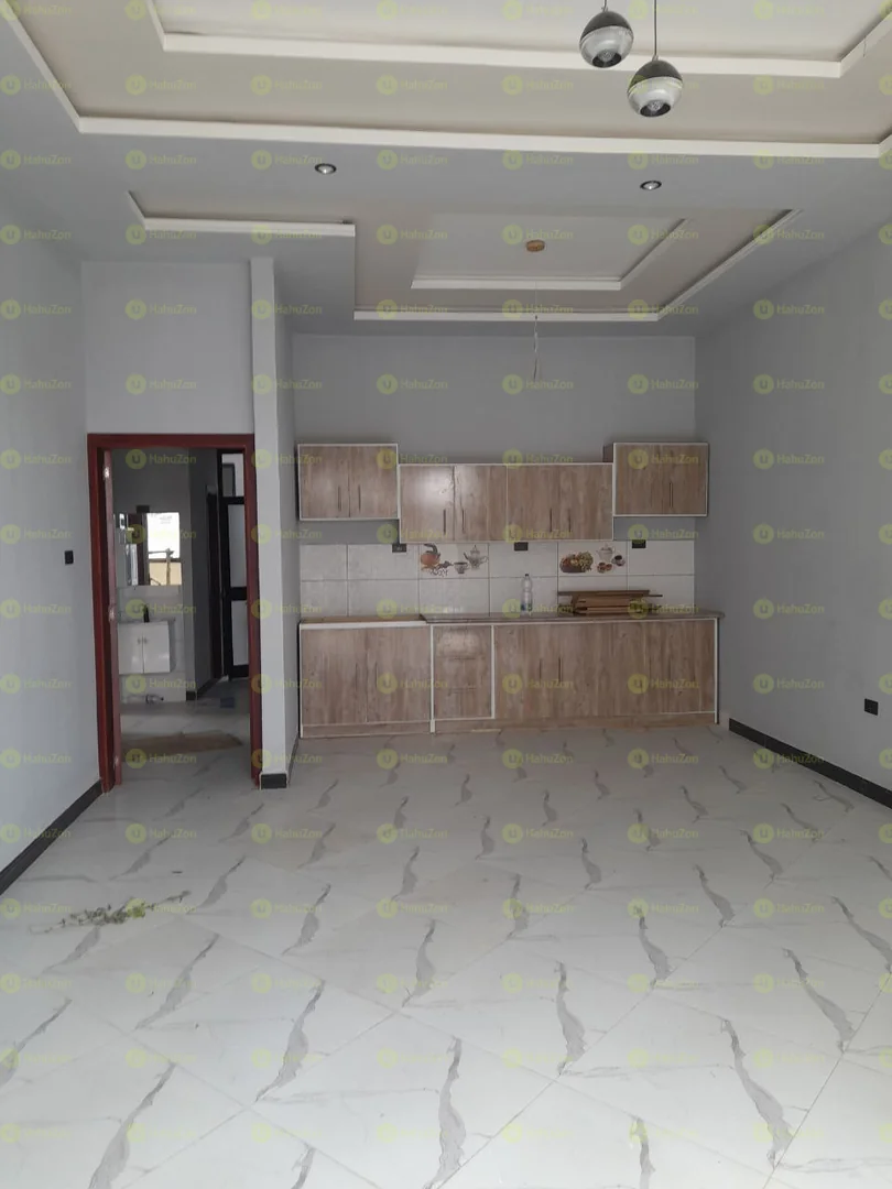 150 ካሬ የሚሸጥ ቪላ ቤት በሰሚት