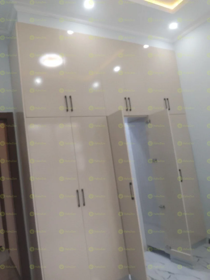 150 ካሬ የሚሸጥ ቪላ ቤት በሰሚት አትሌቶች መንደር