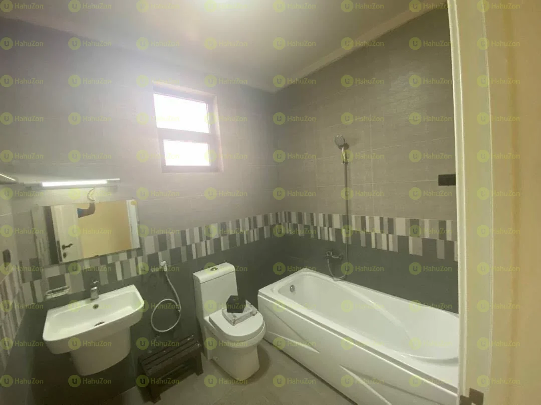 165 ካሬ የሚሸጥ G+2 ቤት በሰሚት