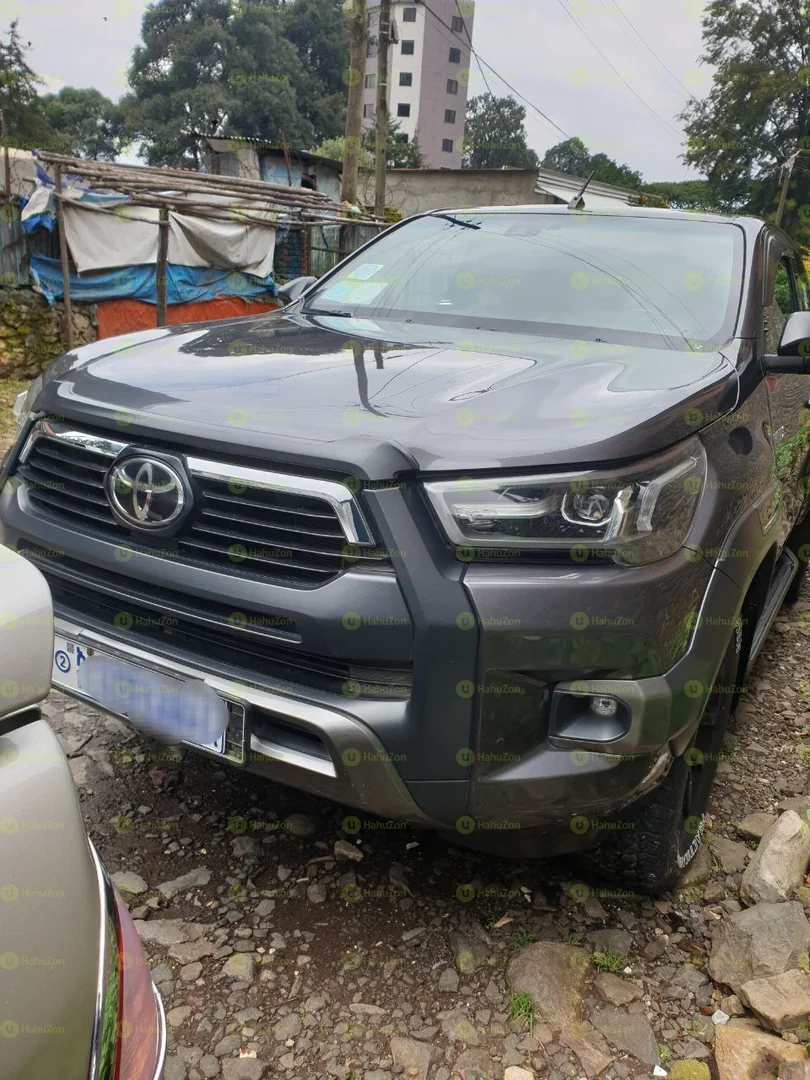 2021 Model-Toyota Hilux  Invincible