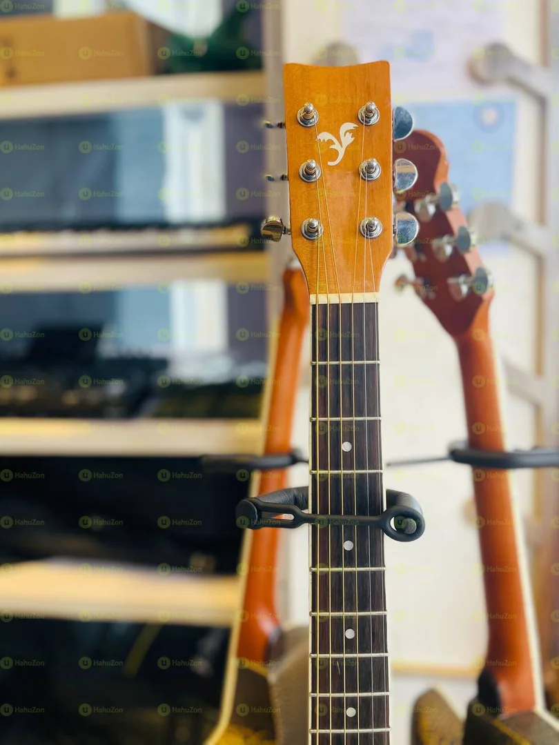 Yamaha  370 Original Guitar