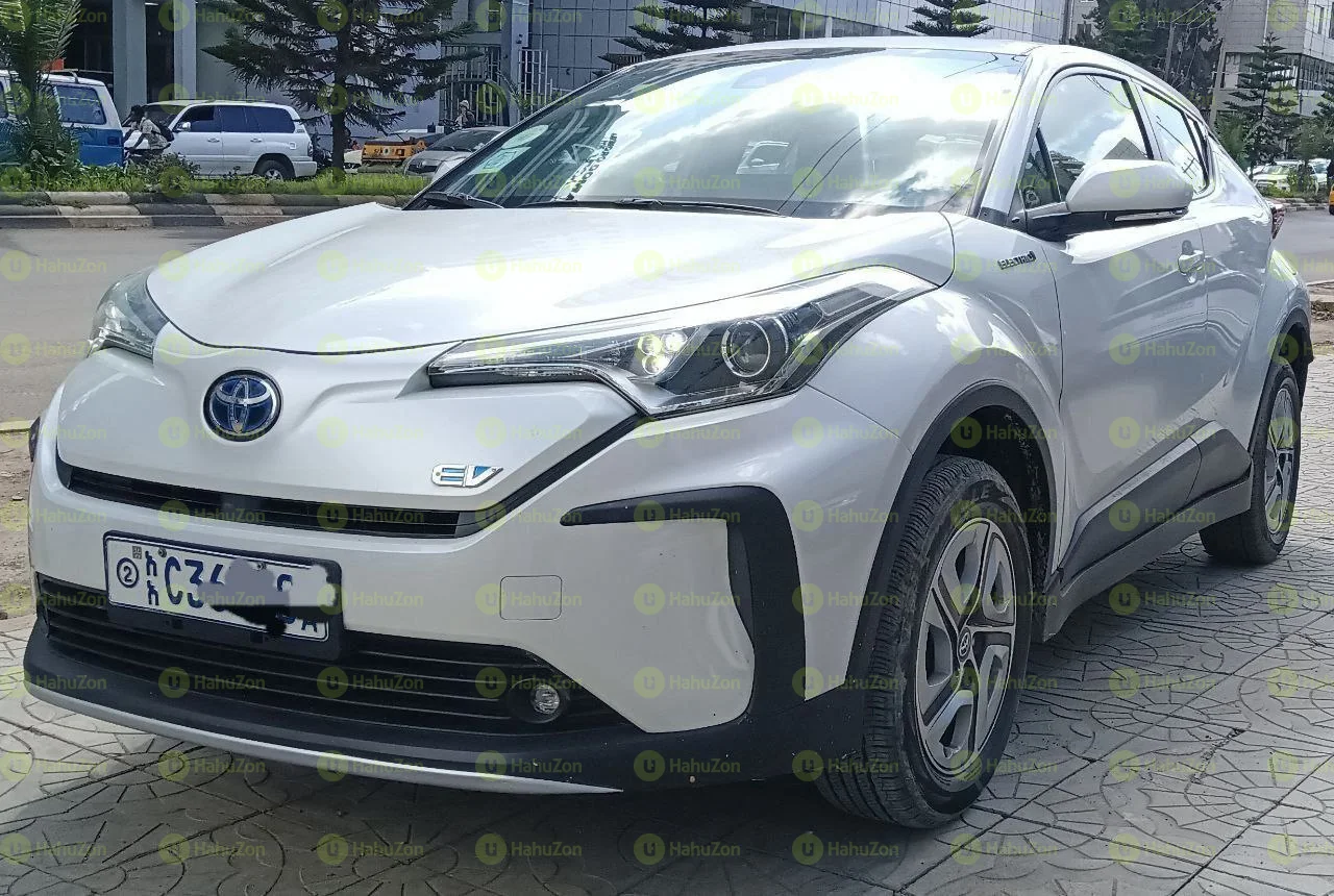 2022 Model-Toyota Ch-R Izoa