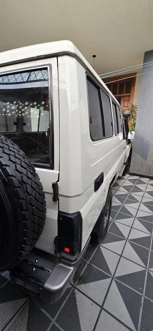 2018 Model-Toyota V8 Land Cruiser Long Base