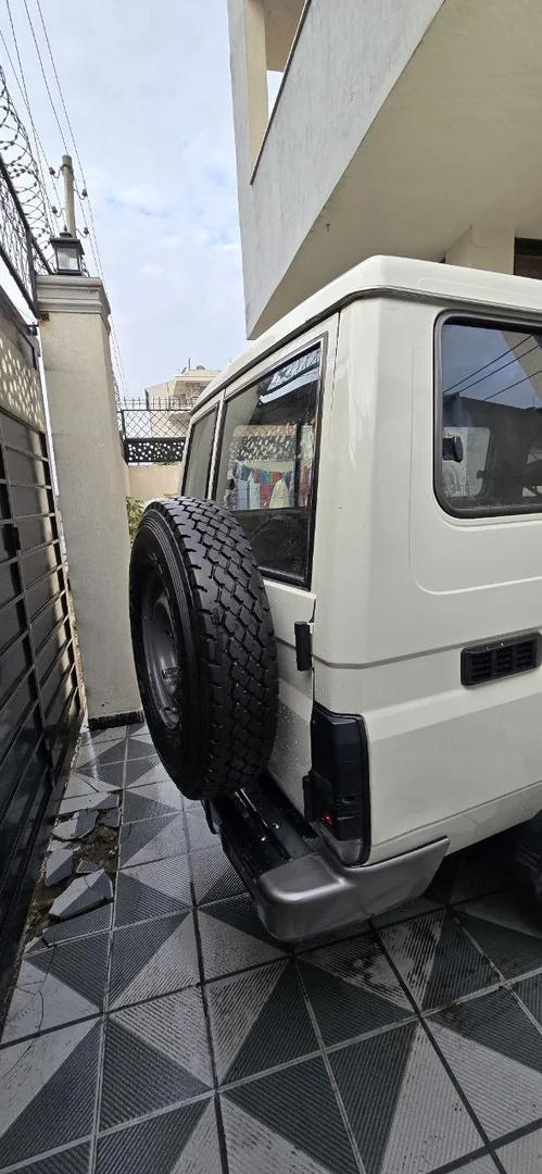 2018 Model-Toyota V8 Land Cruiser Long Base