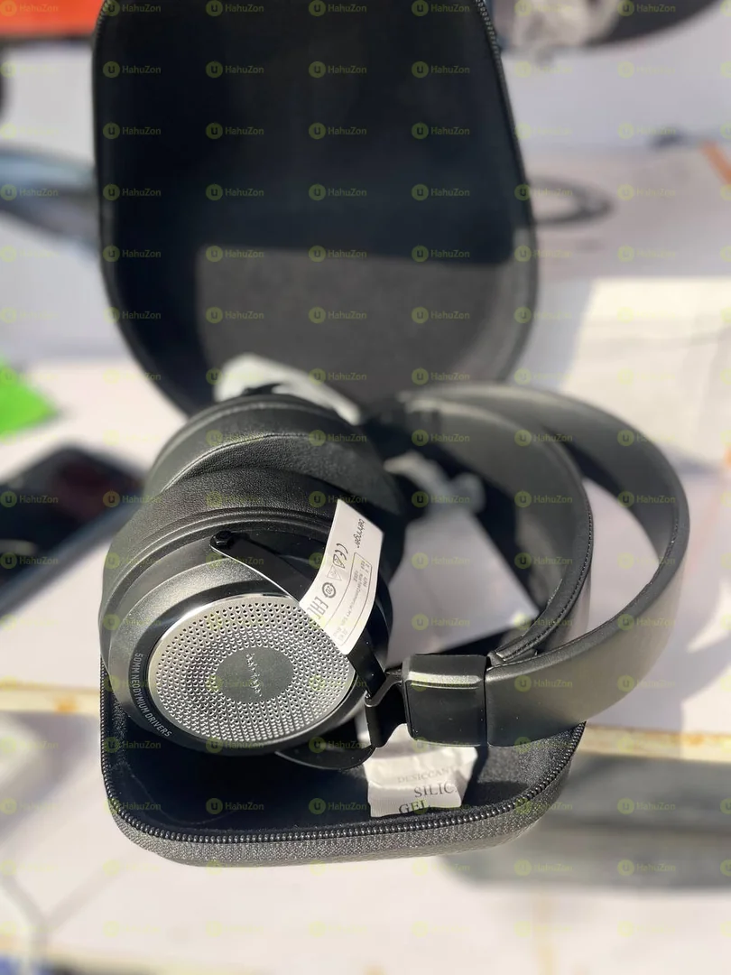 Behringer Alpha Studio Headset