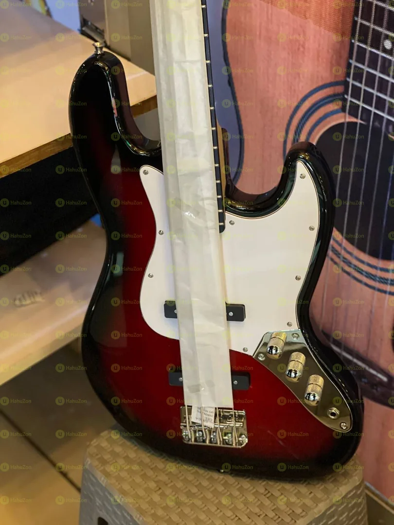 Lucky Star Bass Guita