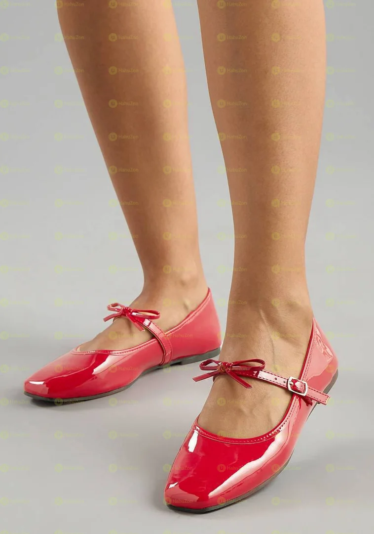 Max Plain Buckle Ballerina Women's Shoes