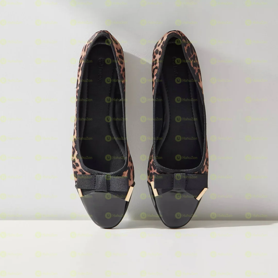 Max Bow Paneled Ballerina Women's Shoe