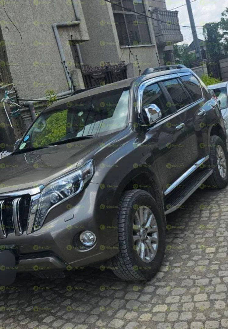 2015 Model-Toyota Ladcruiser Prado