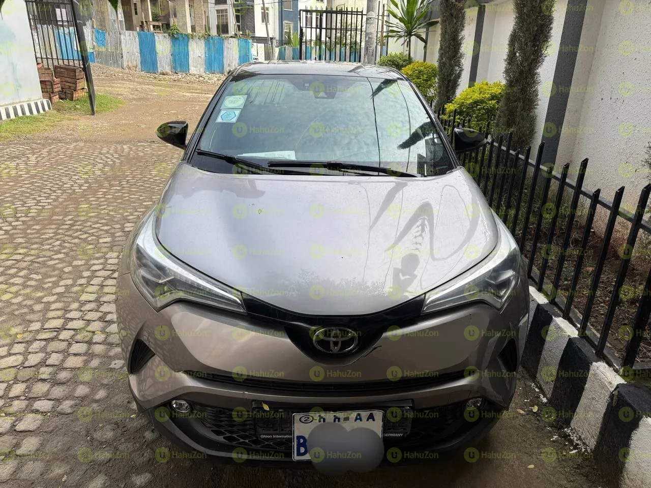 2018 Model-Toyota Ch-R