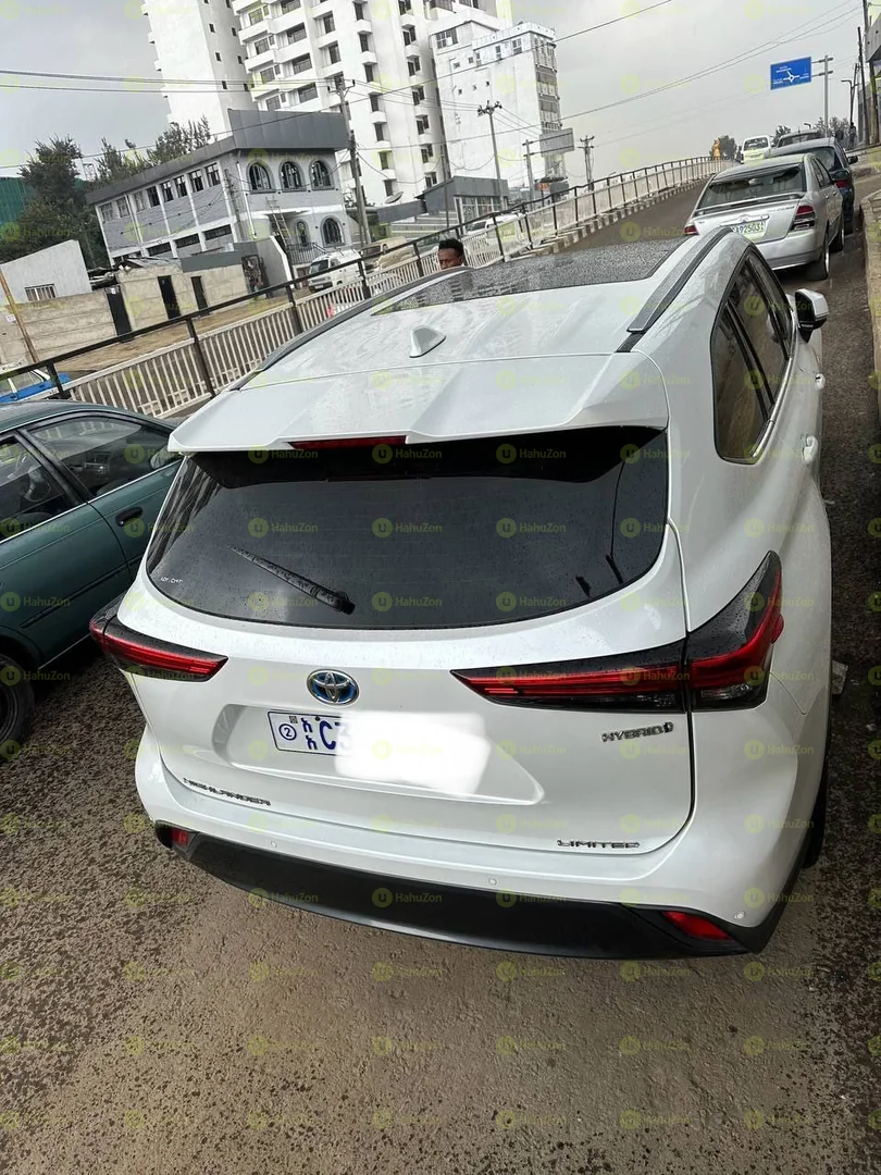 2023 Model-Toyota Highlander Limited