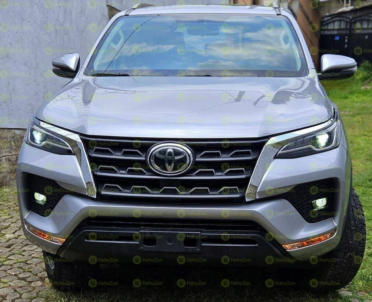 2023 Model-Toyota Fortuner