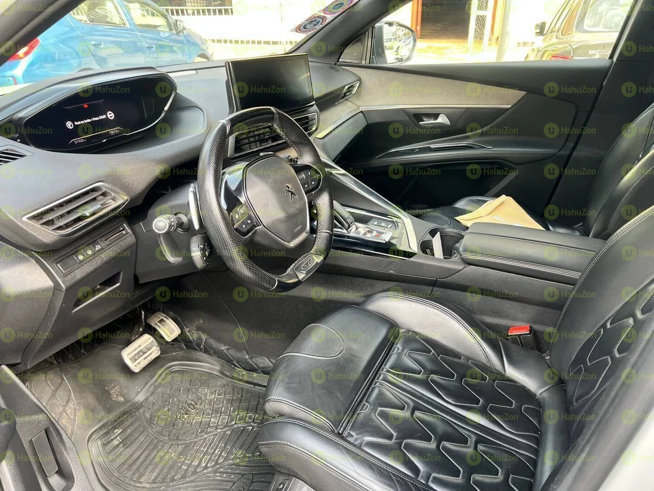 2022 Model-Peugeot 5008