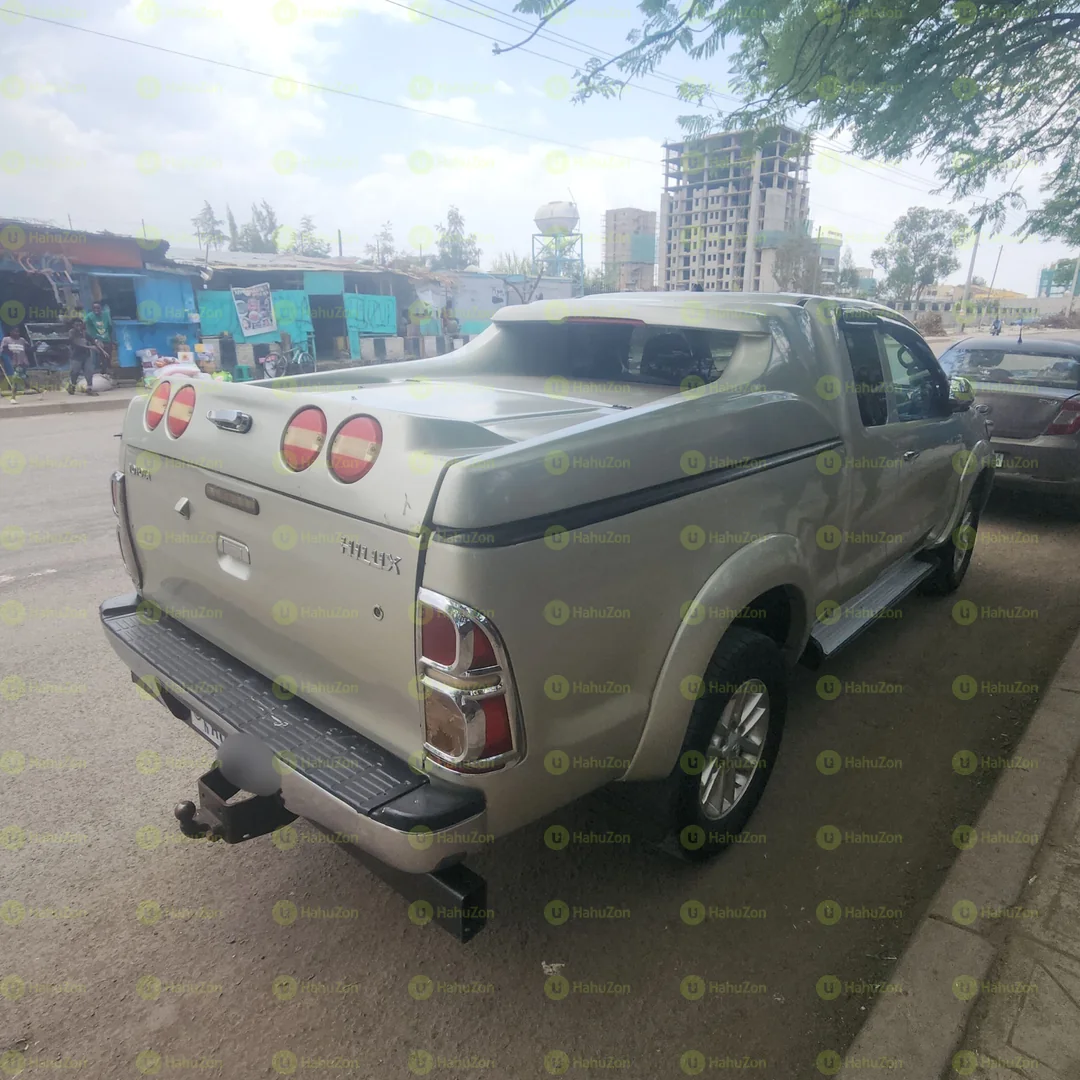 2014 Model-Toyota Revo King Cab