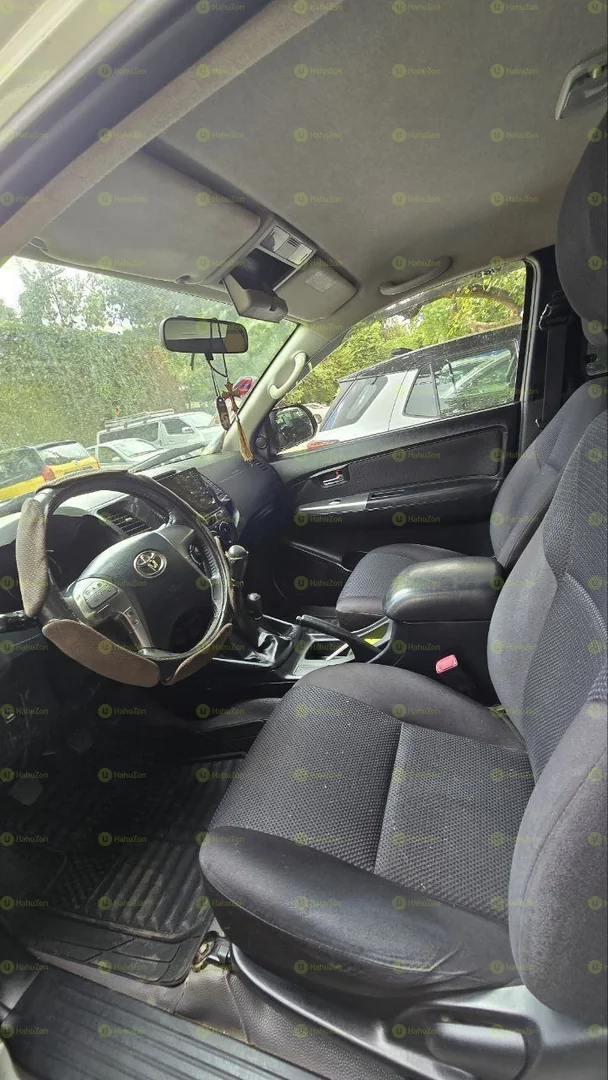 2014 Model-Toyota Revo King Cab