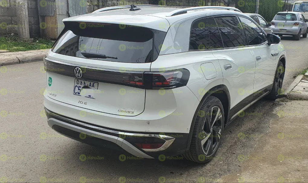 2024 Model-Volkswagen ID.6 Crozz Pro