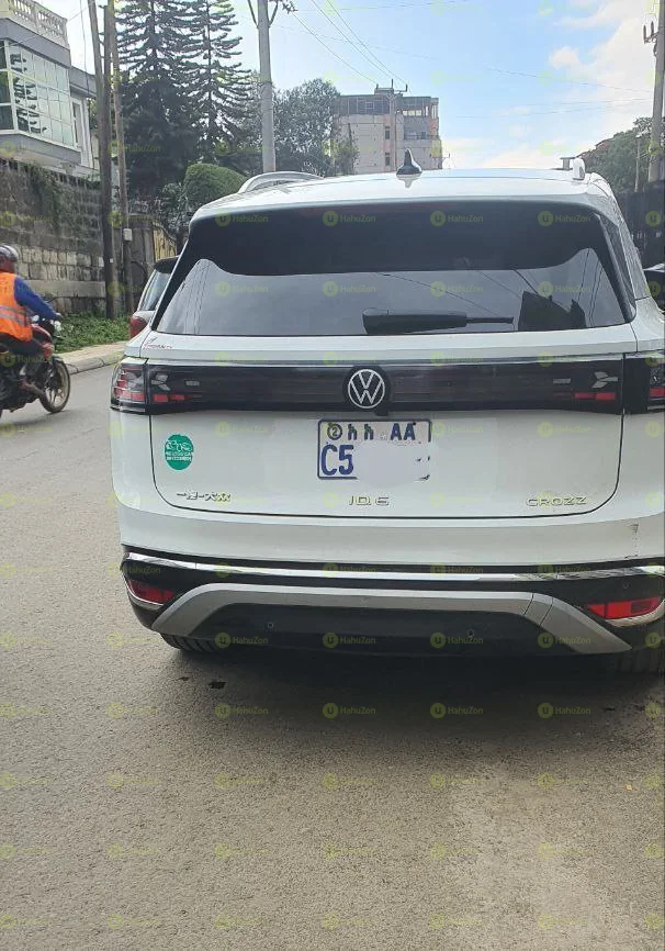 2024 Model-Volkswagen ID.6 Crozz Pro