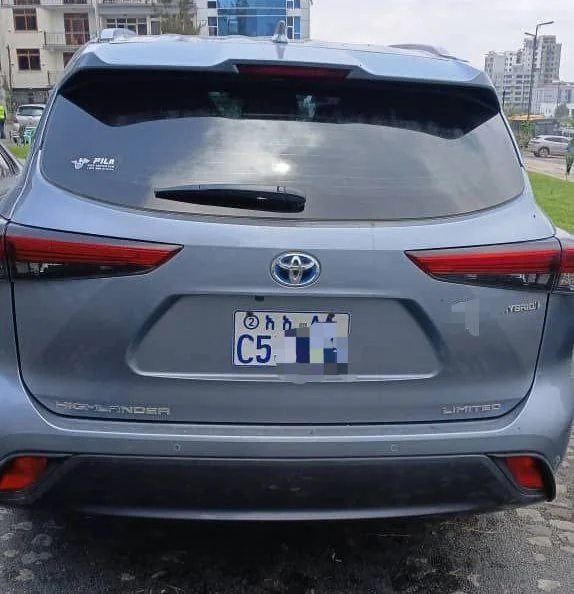 2023 Model-Toyota Highlander Limited