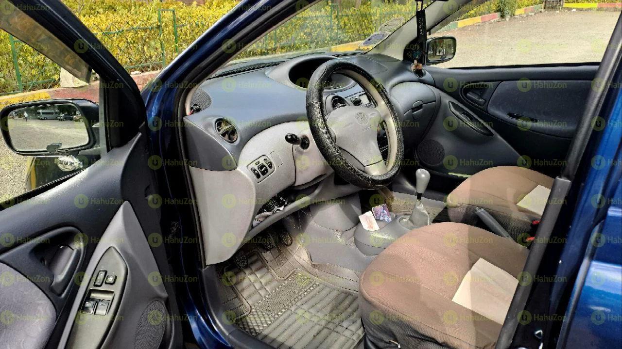 2001 Model-Toyota Vitz Yaris