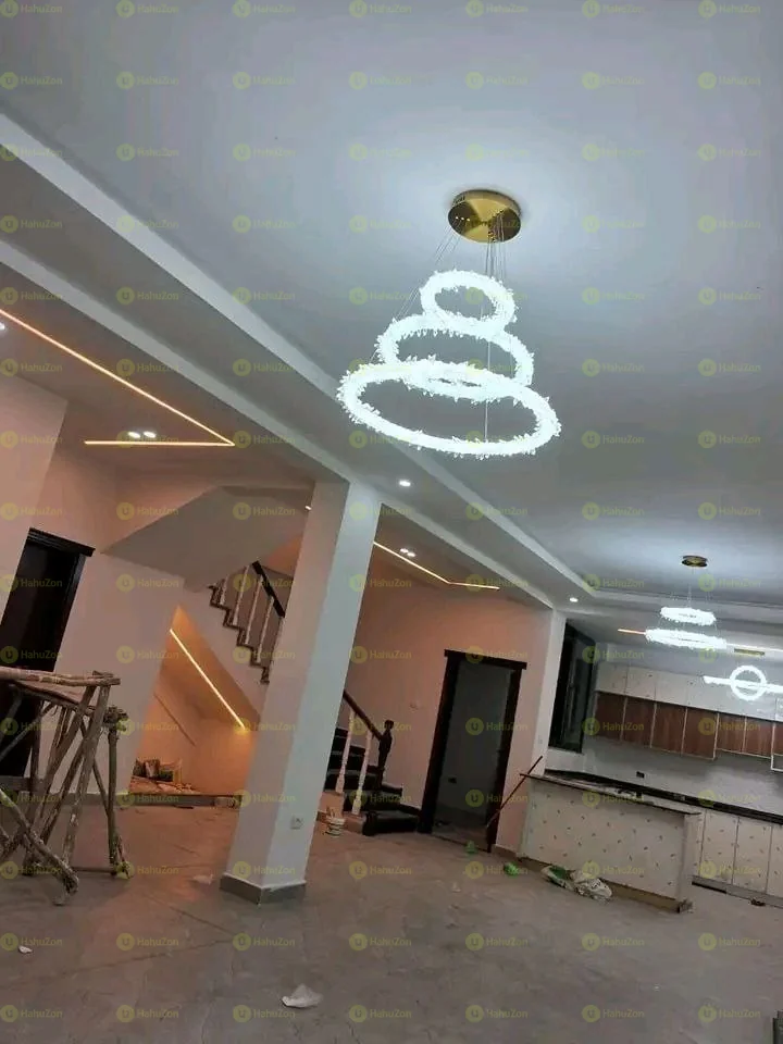 225 ካሬ የሚሸጥ G+2 ቤት በአያት