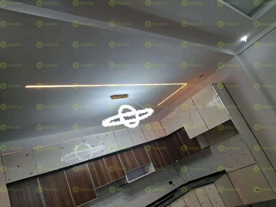 225 ካሬ የሚሸጥ G+2 ቤት በአያት