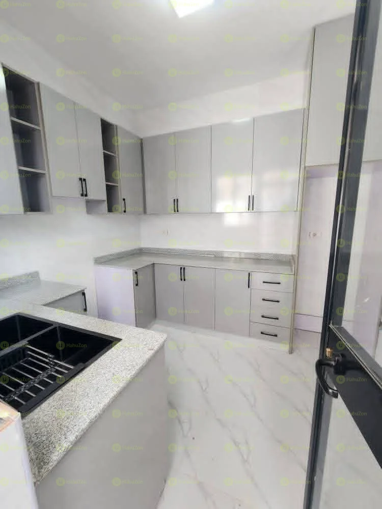 250 ካሬ የሚሸጥ ቪላ ቤት በሰሚት ፍርድ ቤት