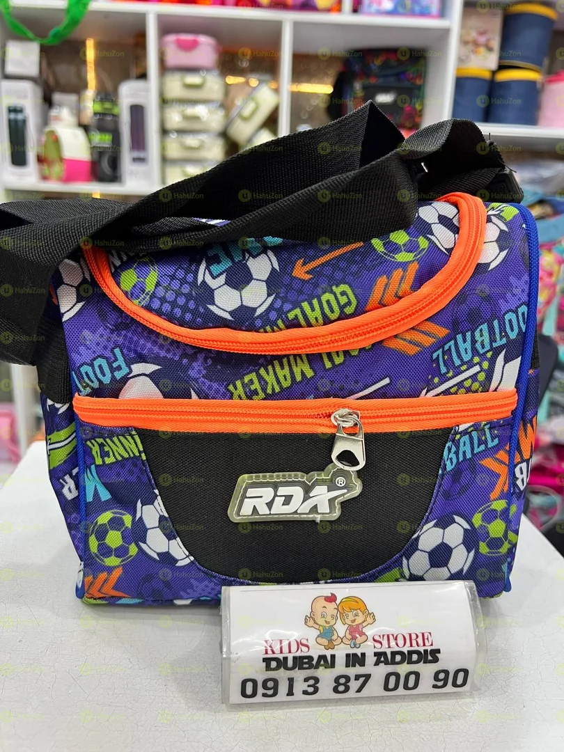 ውስጡ ፎይል ኳሊቲ የምሳ እቃ ቦርሳ