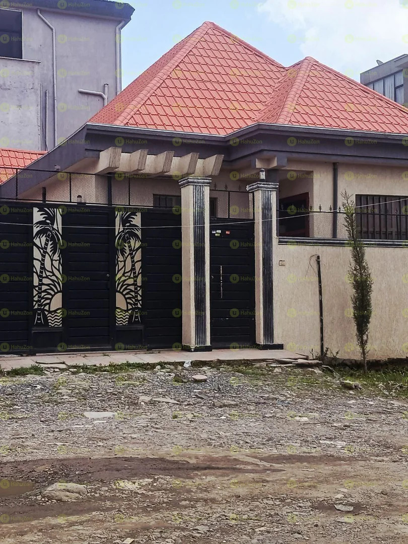 200 ካሬ የሚሸጥ ቪላ ቤት በአያት