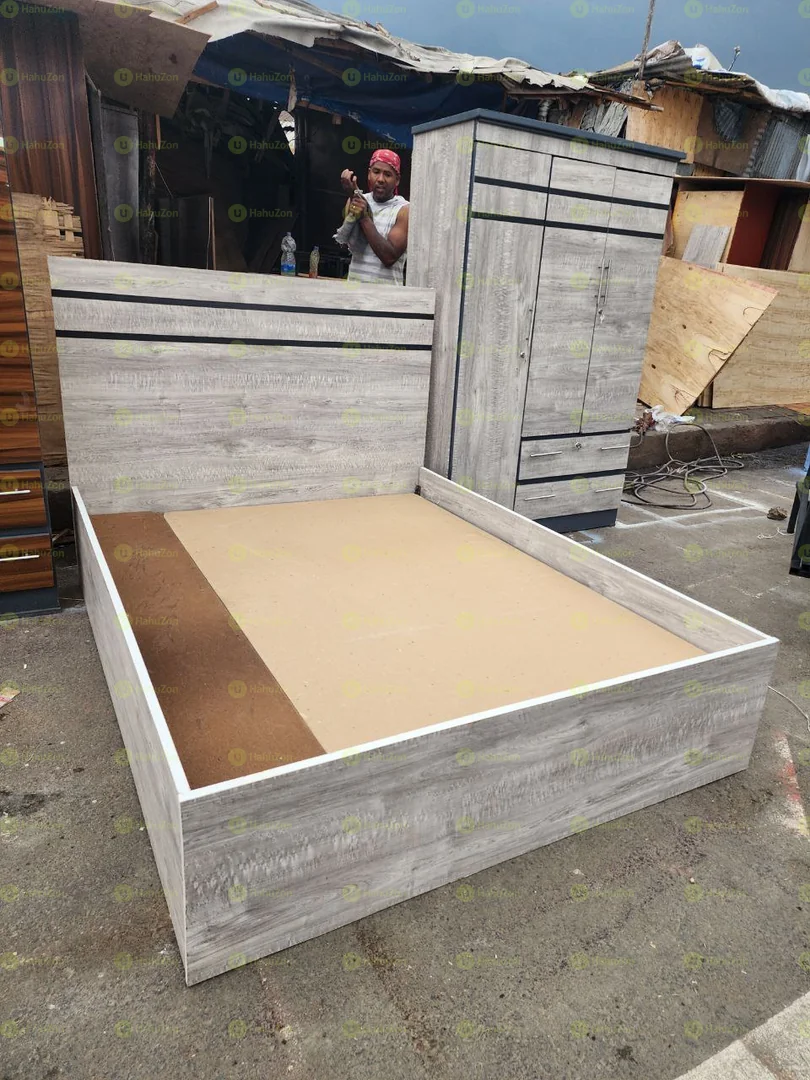 ላሚኔትድ አልጋና ቁምሳጥን በአንድ ላይ የሚሸጥ