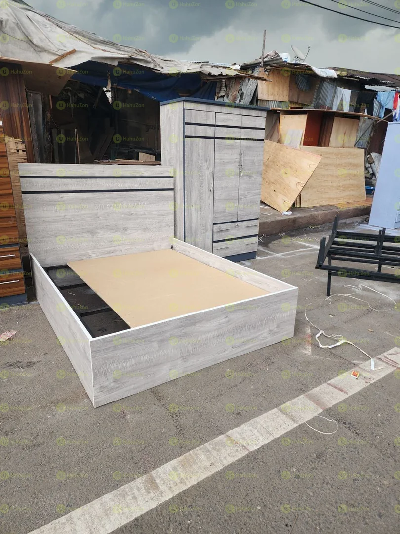 ላሚኔትድ አልጋና ቁምሳጥን በአንድ ላይ የሚሸጥ