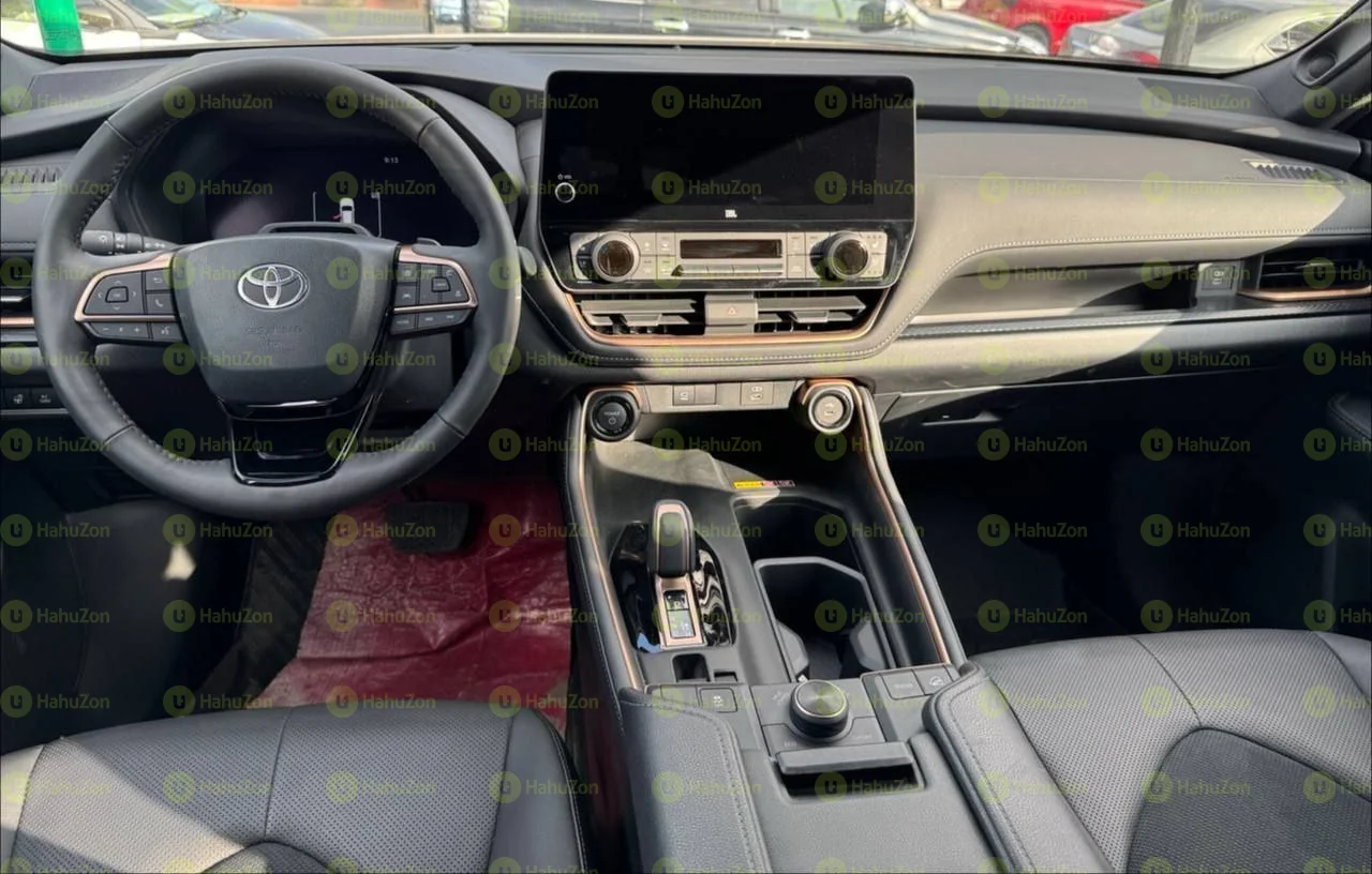 2024 Model-Toyota Grand Highlander