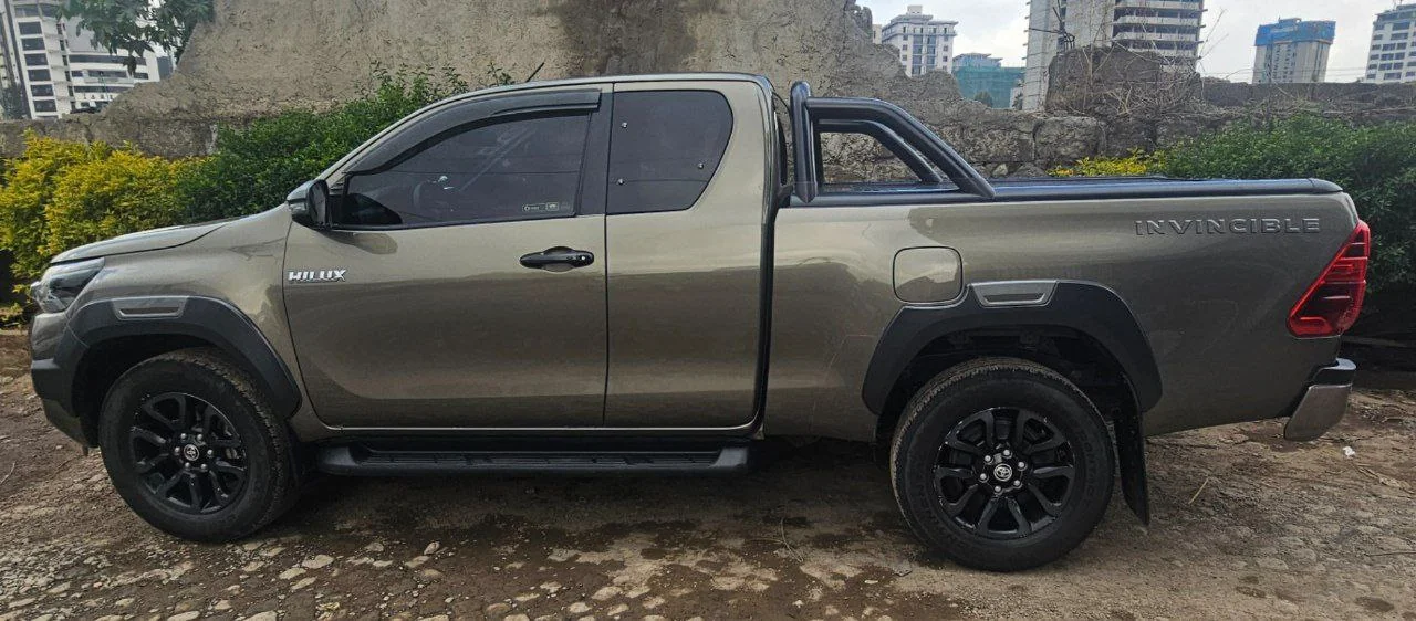 2022 Model-Toyota invisible