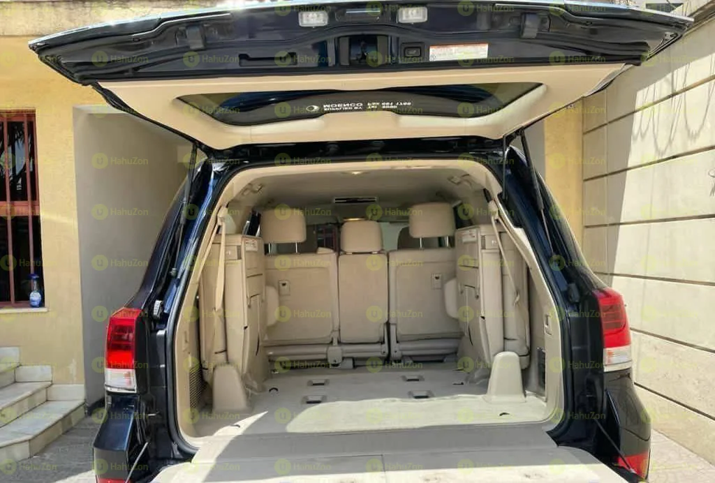 2017 Model-Toyota Landcruiser V8  VX.R