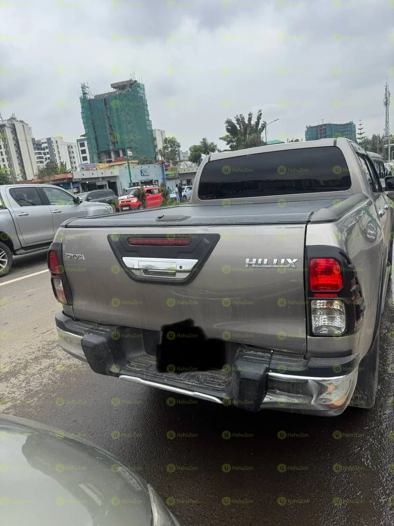 2020 Model-Toyota Rivo Hilux Dubl Cap