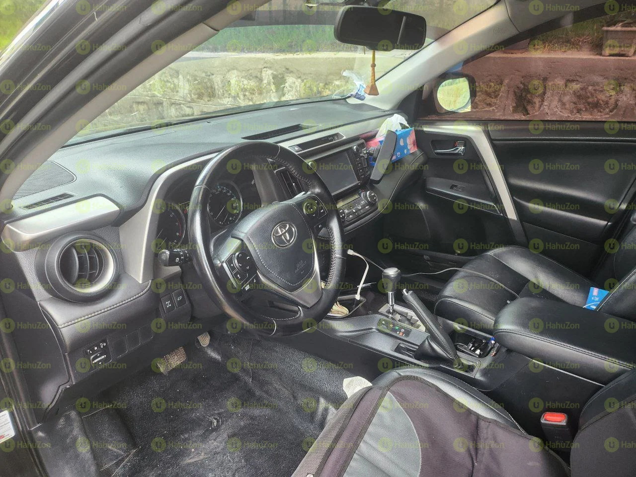 2017 Model-Toyota Rav4