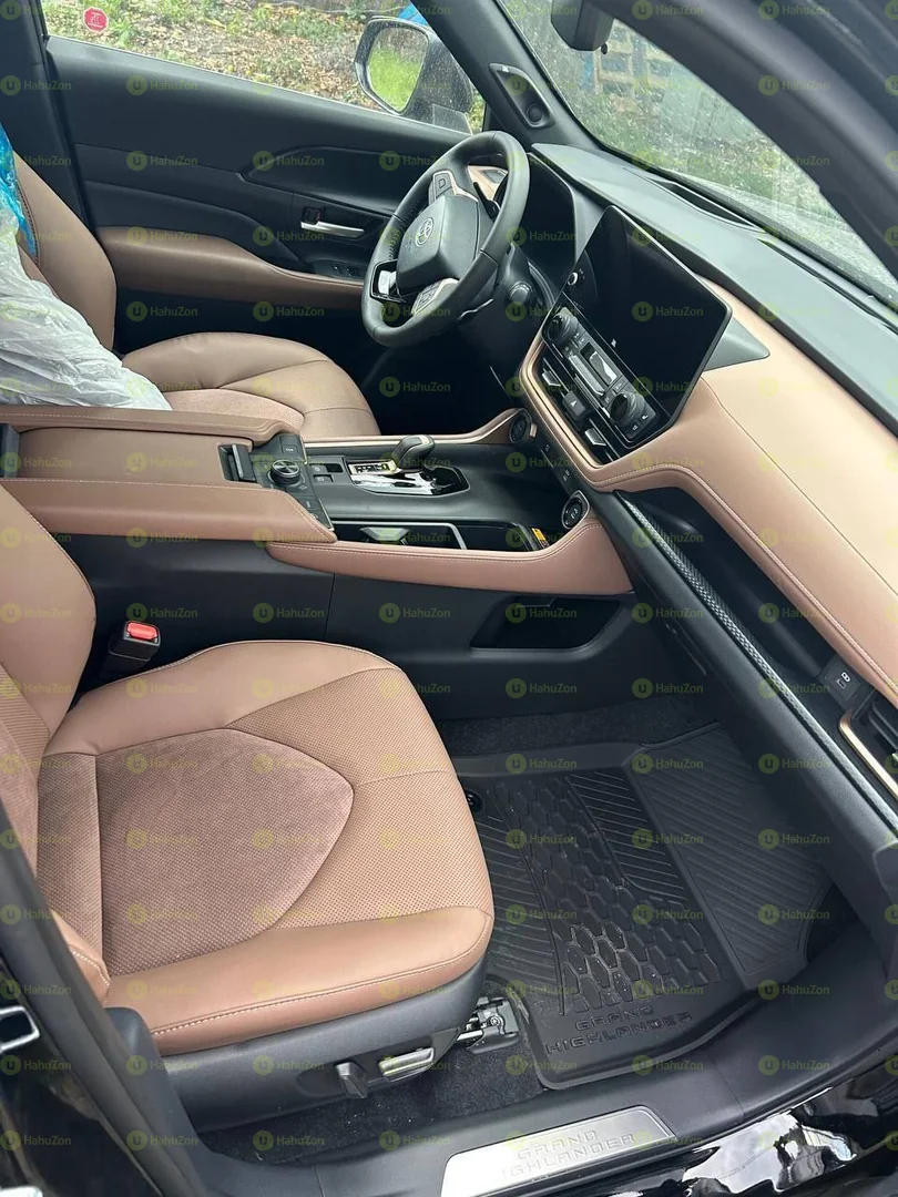 2024 Model-Toyota Grand Highlander