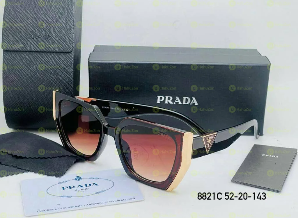 Fashionble Eyeglasses